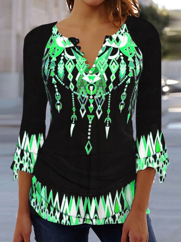 0ae64e24015ff1aea63f49f32ee41039.jpg Women's Graphic Printed 3/4 Sleeve V-neck Top