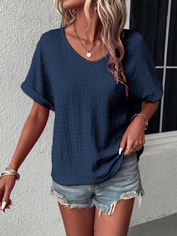 b28be3656420b0ebbb7c64c1b6a974a1-78839c3b-2946-4958-bbe1-d7b499fbf7bc.jpg Solid Batwing Sleeve V Neck Blouse