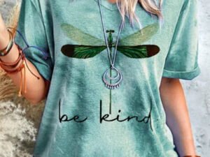 Round neck dragonfly print pullover short sleeve top